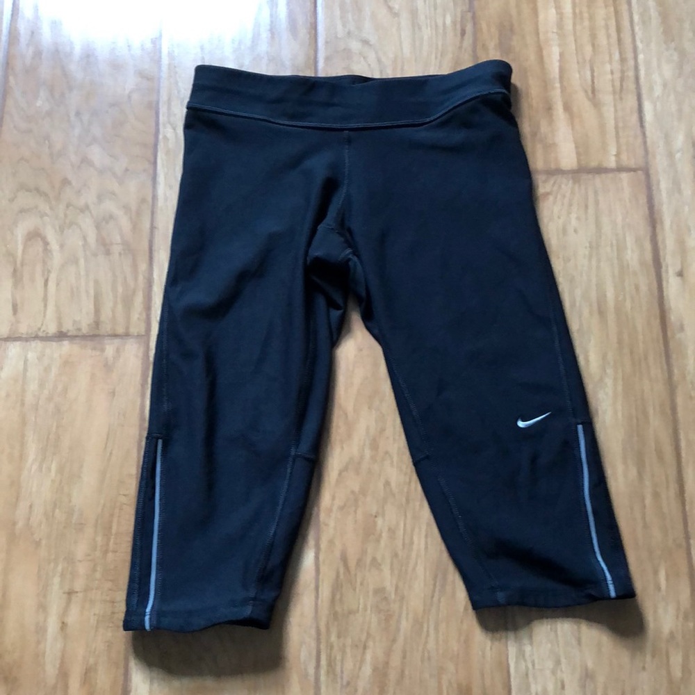 Nike dri-fit running capris xs